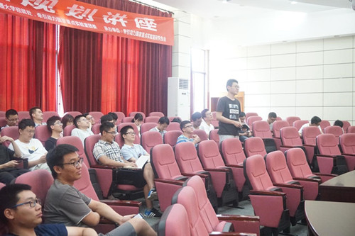 职业讲座-2_副本.jpg 职业讲座-2_副本.jpg